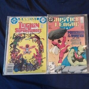 DC Comics Legion of Super-Heroes and Justice League Comic Set